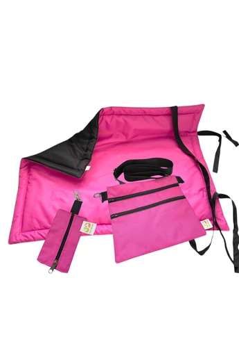 Magenta-fekete szett (pokróc, jutifalatos táska, kakizacsi tartó) Magenta-fekete szett (pokróc, jutifalatos táska, kakizacsi tartó)